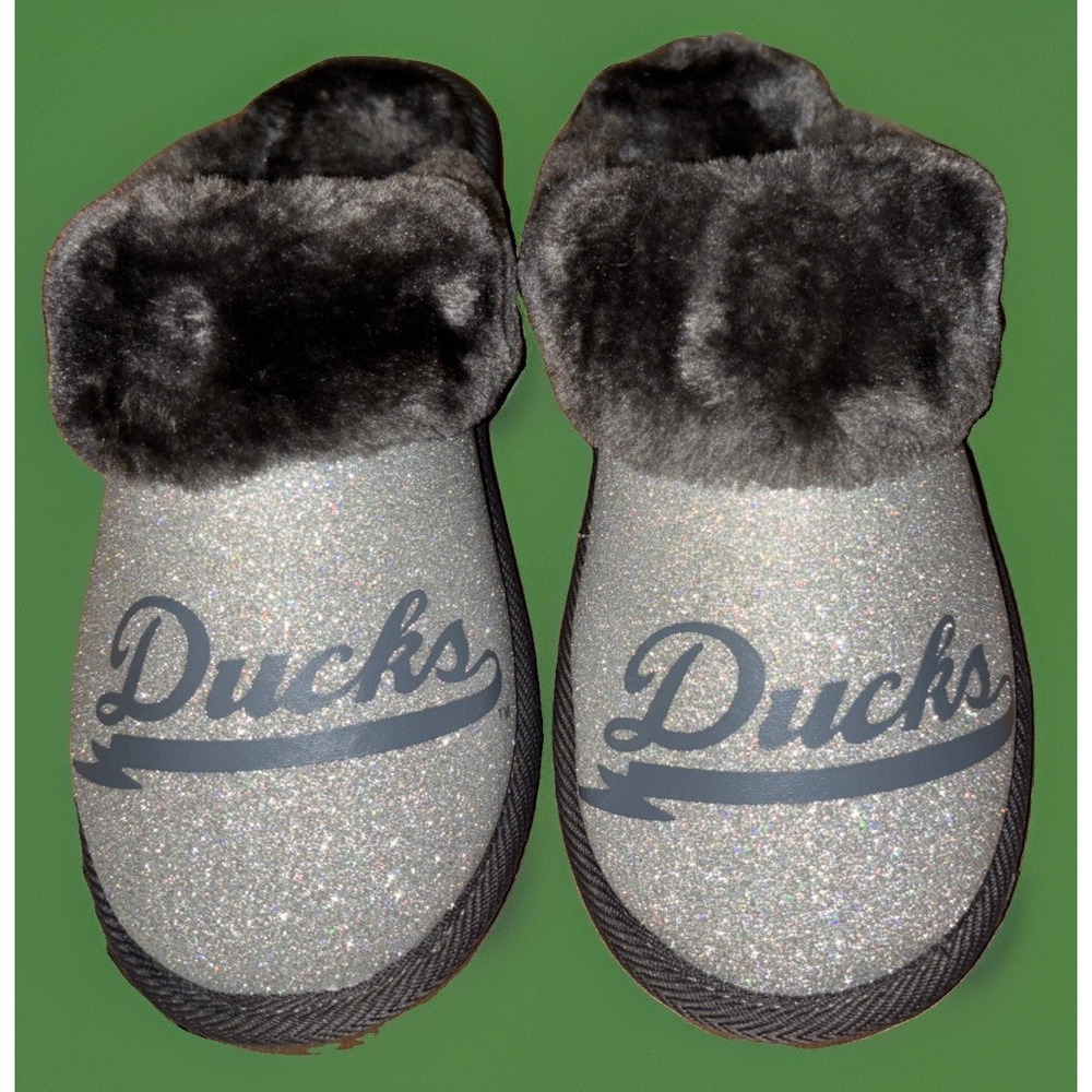 Oregon Ducks U of O Mule Slippers Women's M 7-8 Silver Grey Glitter Soft